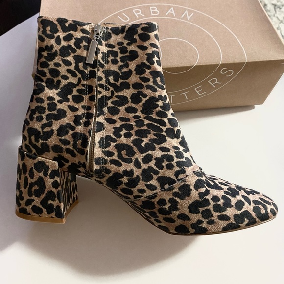 Brand New - Cheetah print booties - Urban outfitters - Picture 1 of 4